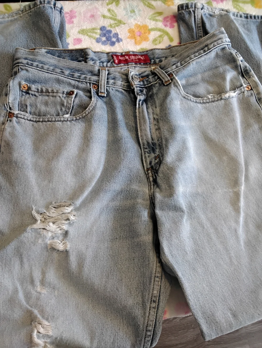 Vintage 1990s Levi's 569 men's size 32W 34L Distressed loose straight leg - Picture 5 of 5